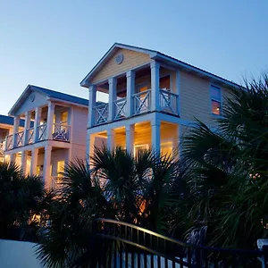 https://steps-to-beach-large-beach-house-with-pool.panamacity-beachhotels.com