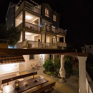 https://apartments-wisibada.splithotels.org